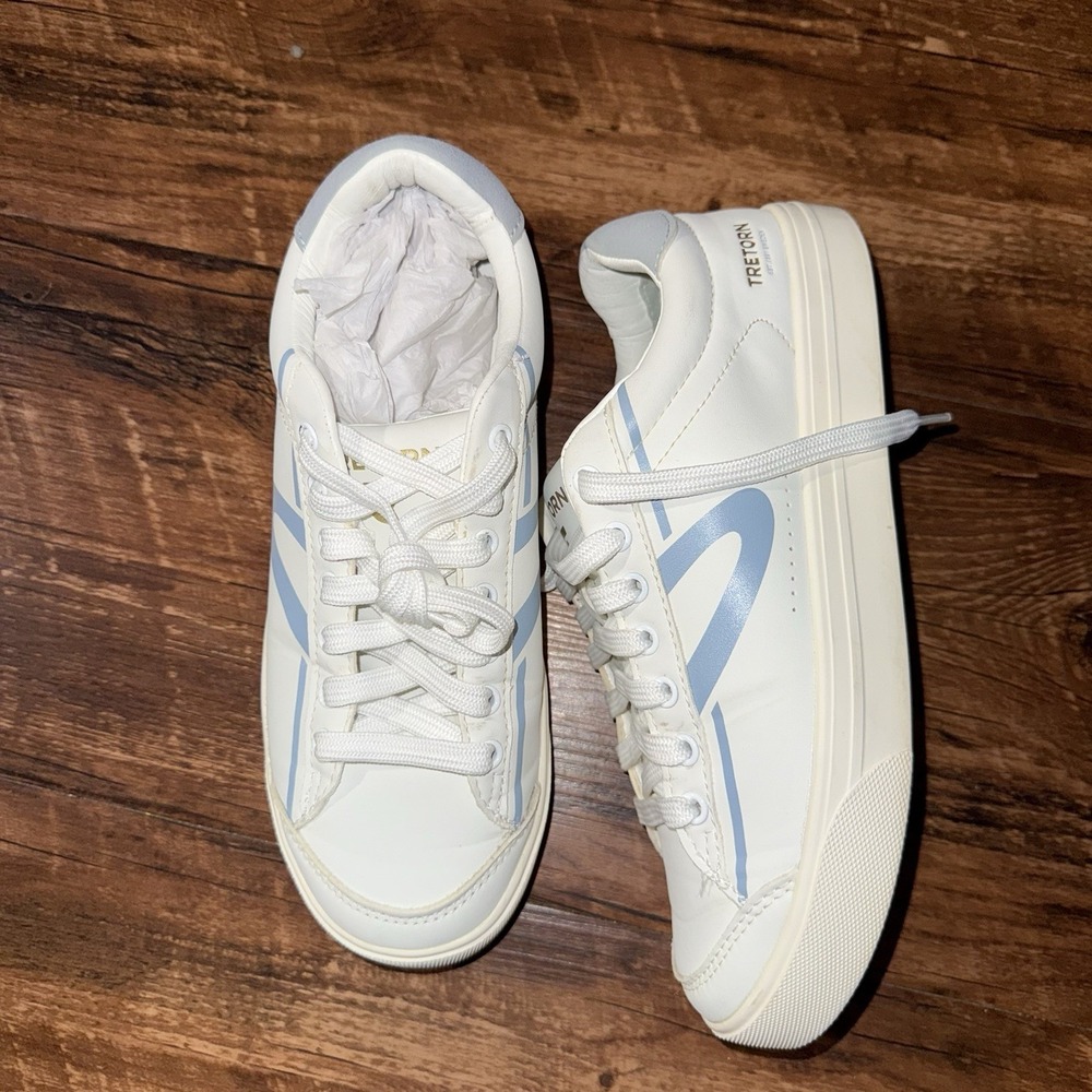 Tretorn White Blue Lace Up Serve Sneakers Women's 7.5